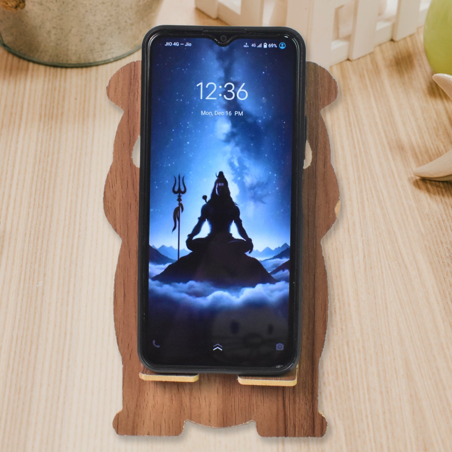 Wooden Cartoon Shape Design Mobile Stand  (1 Pc) Wooden Cartoon Shape Design Mobile Stand  (1 Pc)